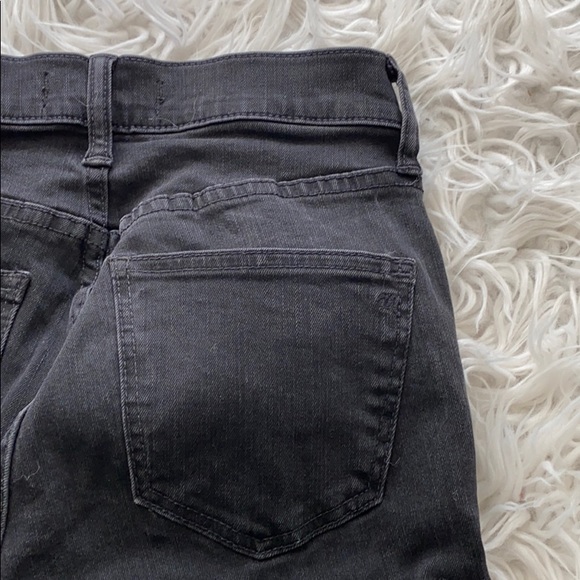 • Madewell • High Riser Skinny Jeans Stitch Patch - Picture 5 of 6